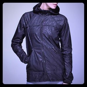 Lululemon Miss Misty Jacket - Size 6